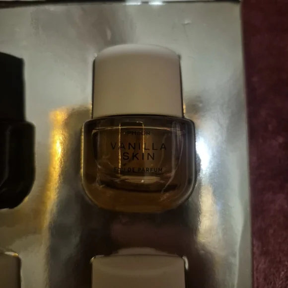 Phlur Coffert Collection Set - Picture 4 of 7